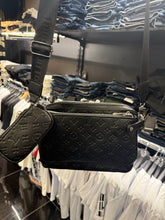 new arrivals Τσαντάκι - LV