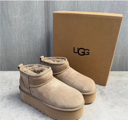 UGG Classic Ultra Mini Platform Beige