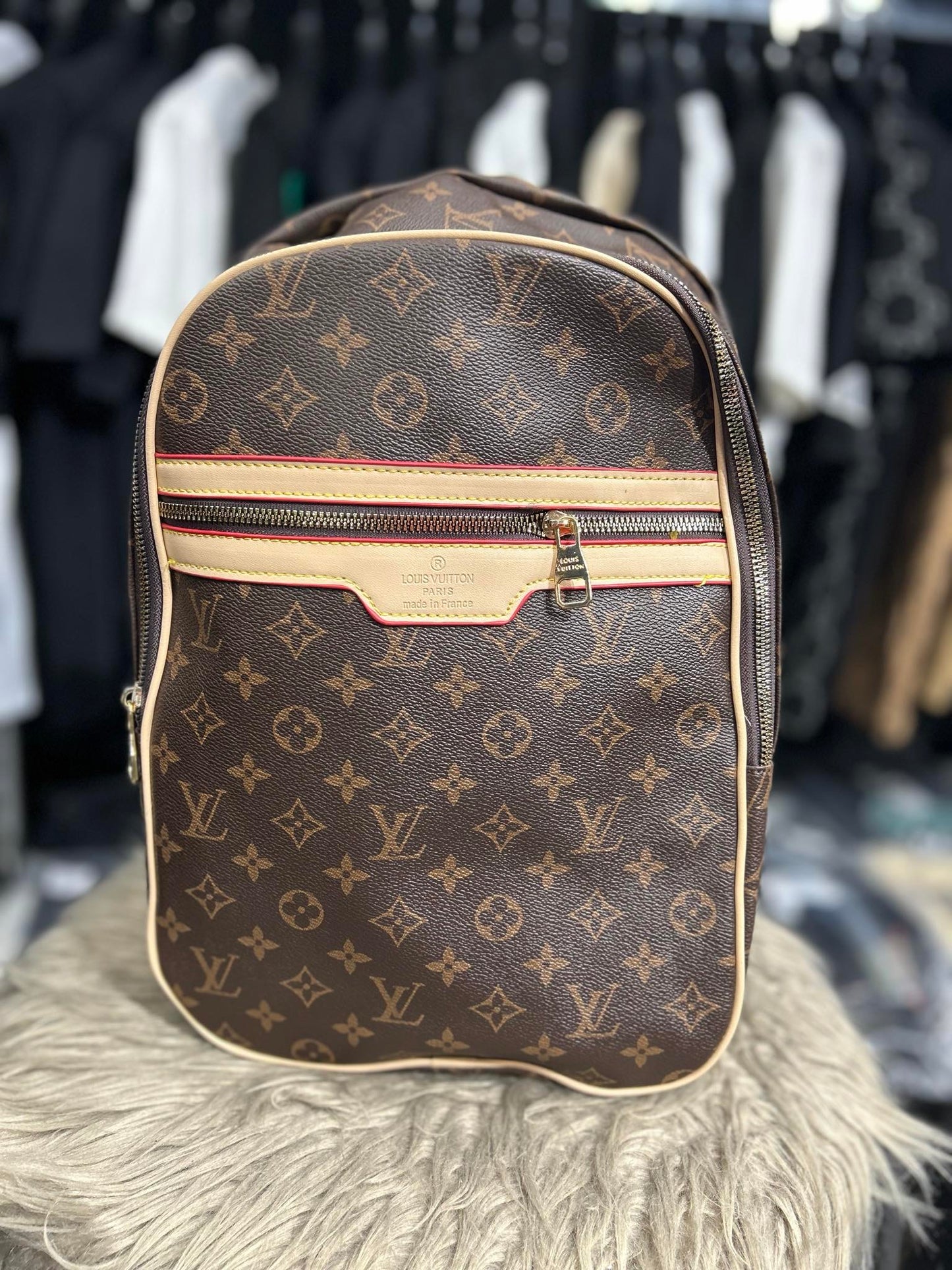 ΤΣΑΝΤΑ - LOUIS VUITTON