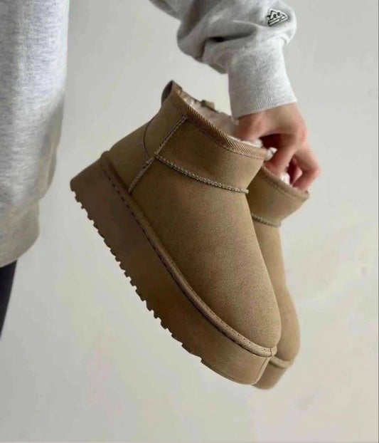 UGG Classic Ultra Mini Platform