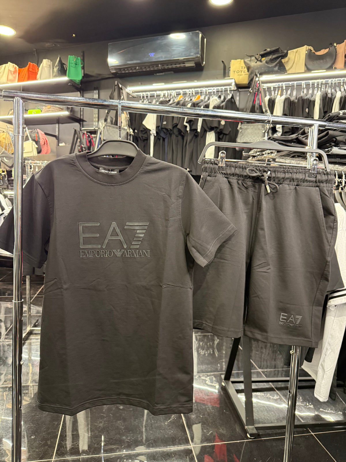 Sales Σετακι - EA7 117