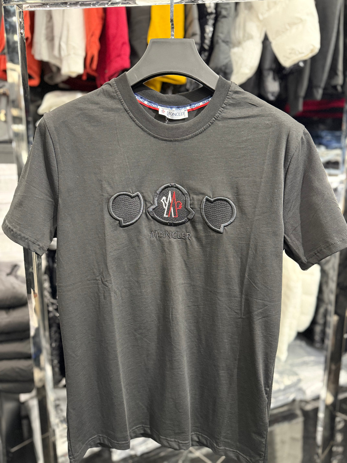 t-shirt 137