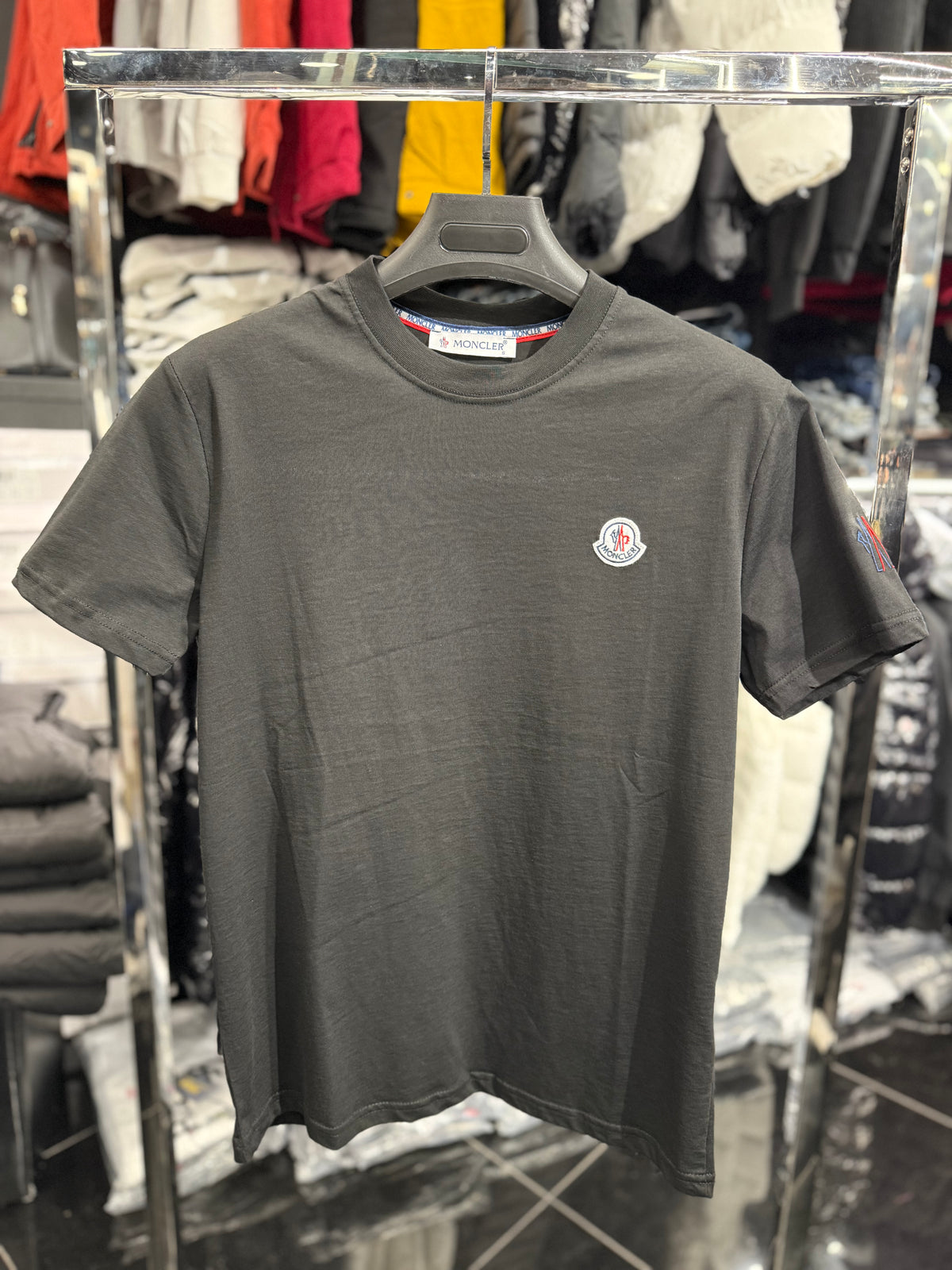 t-shirt 136