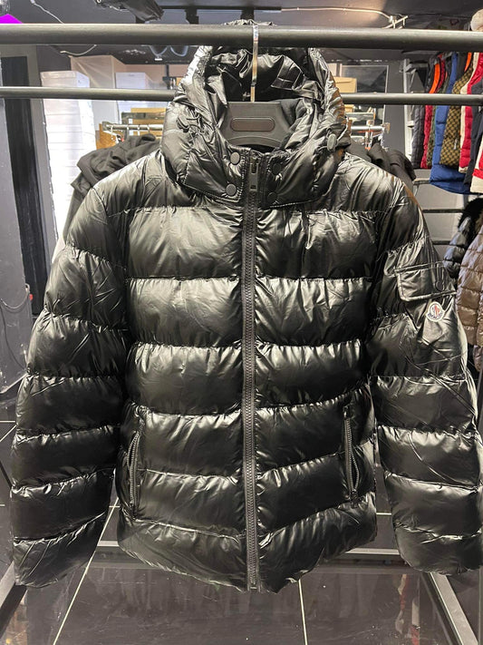 Μπουφάν moncler