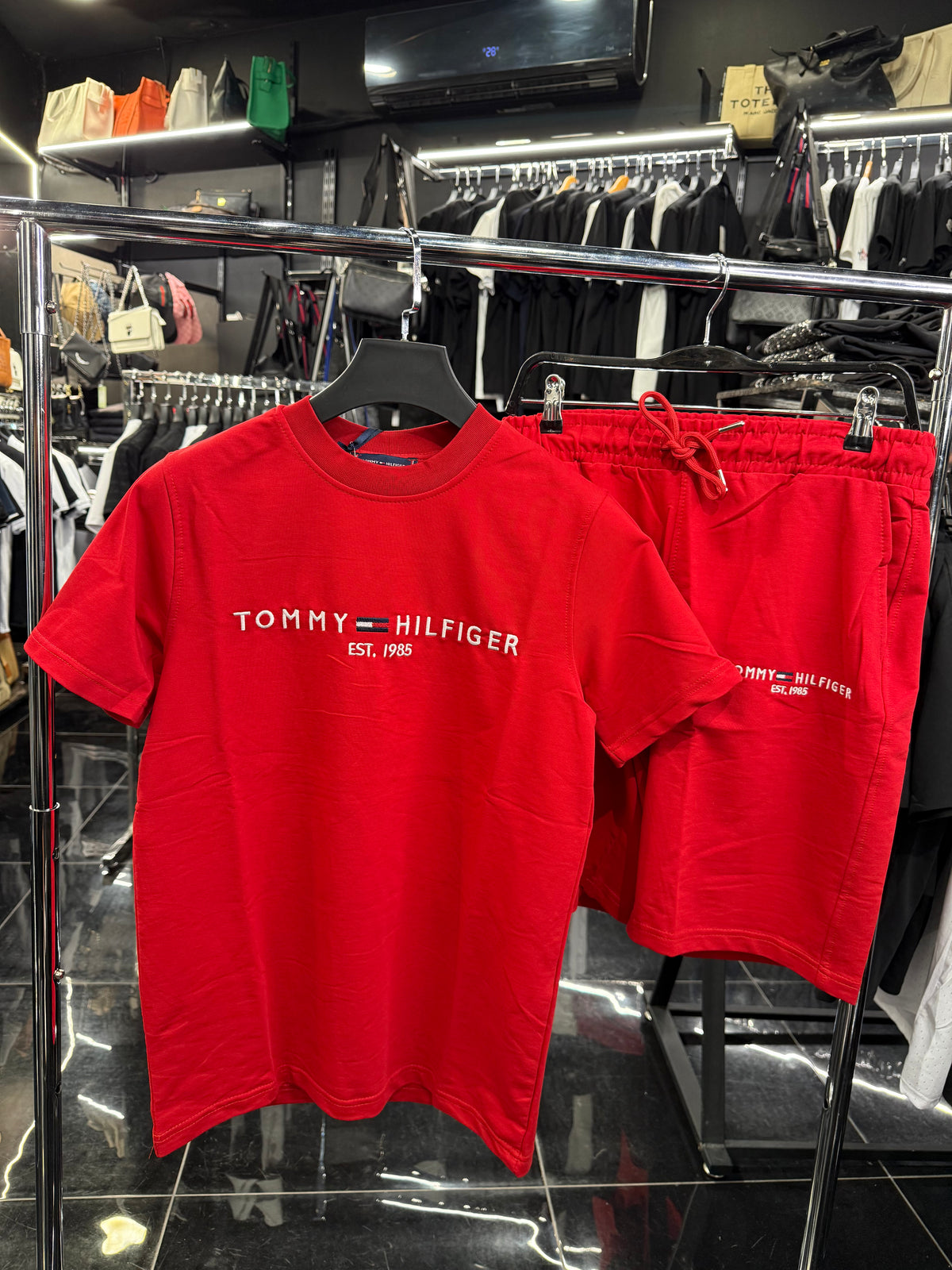 Sales Σετακι - Tommy Hilfiger 114