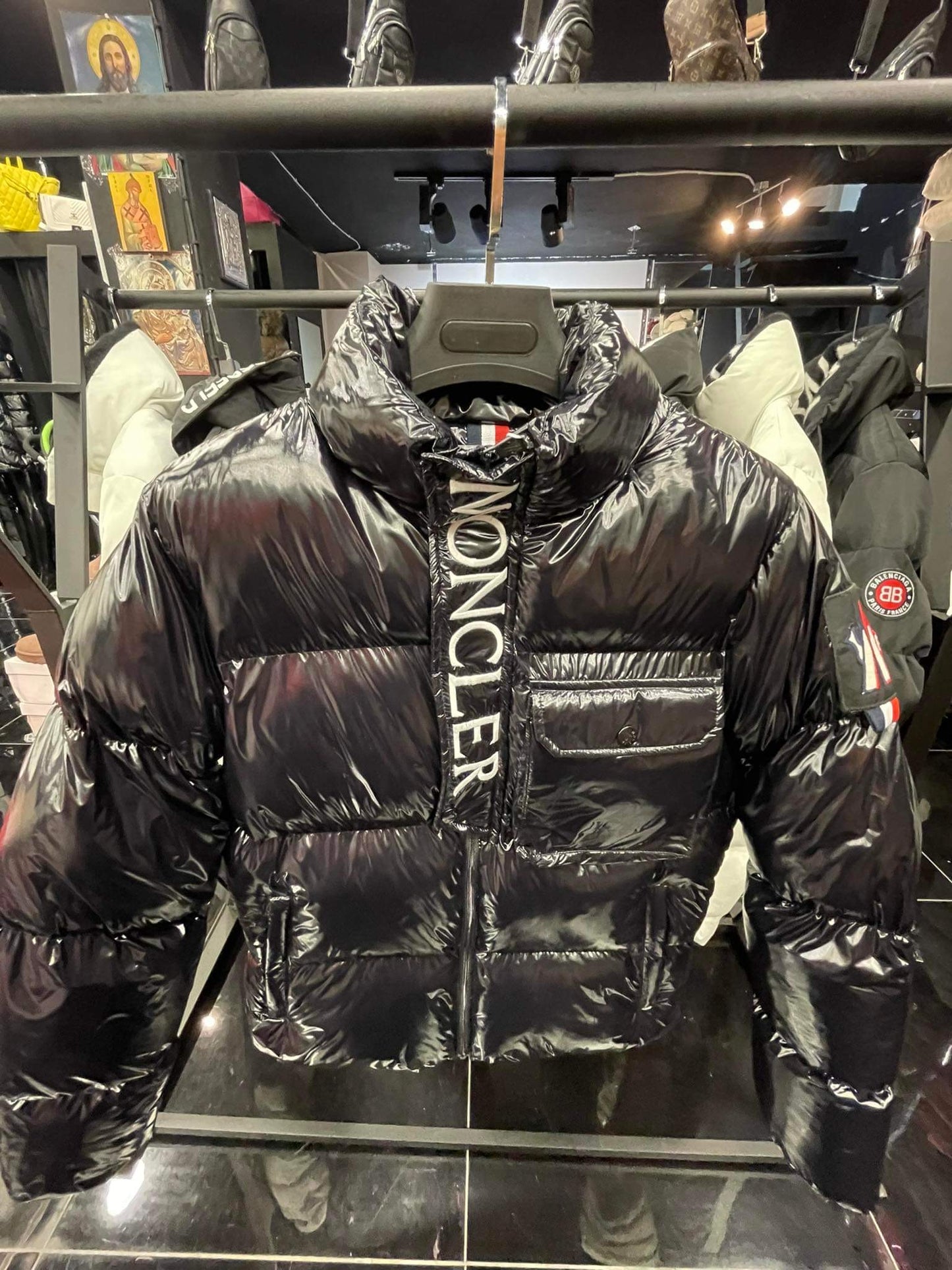 Μπουφάν moncler