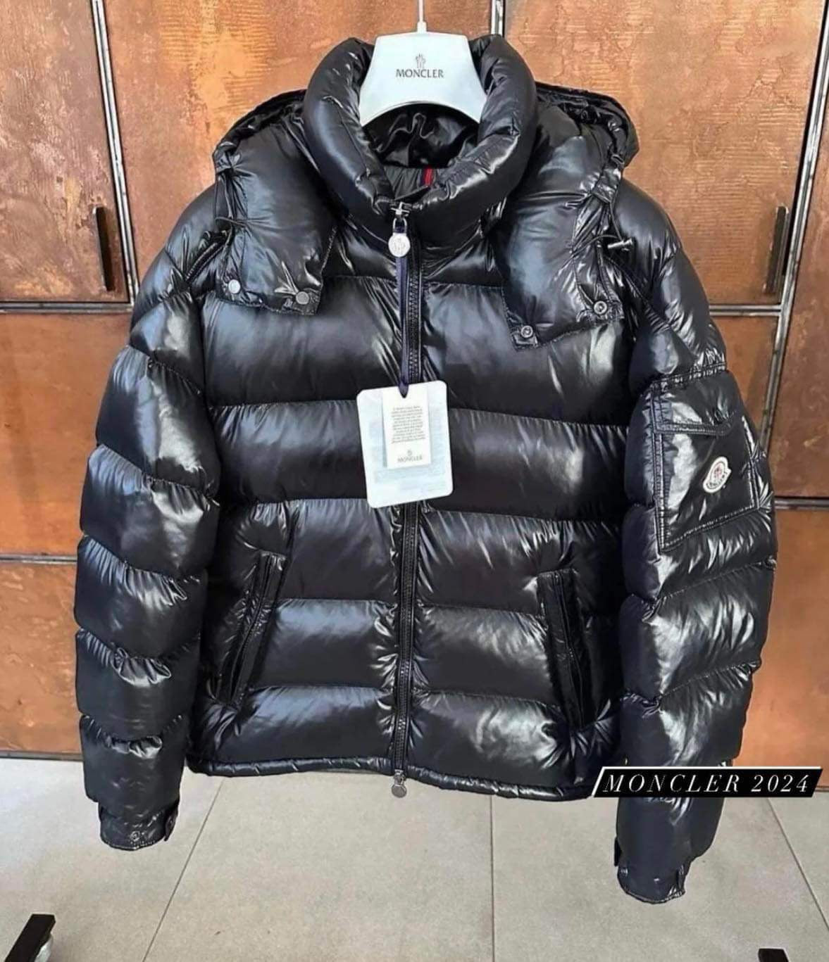 Μπουφάν moncler