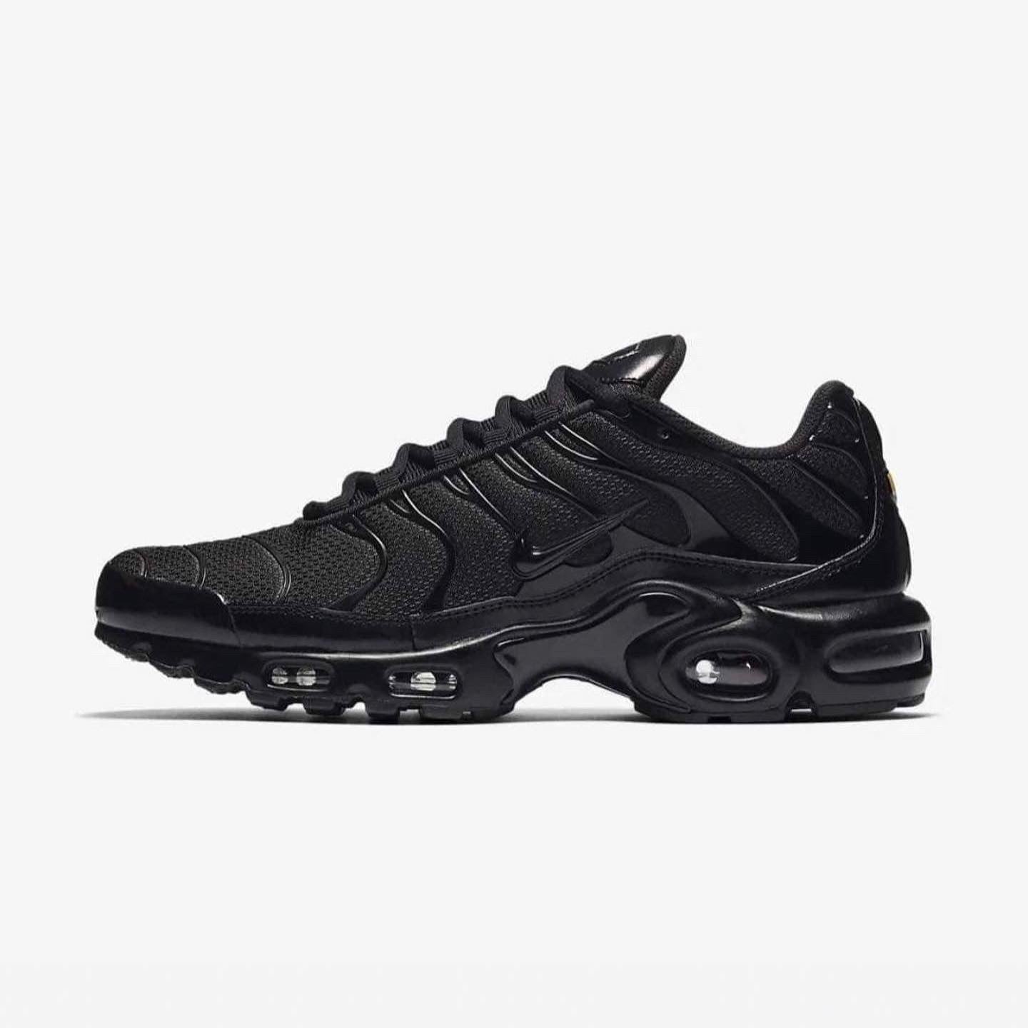 NIKE TN TOTAL BLACK